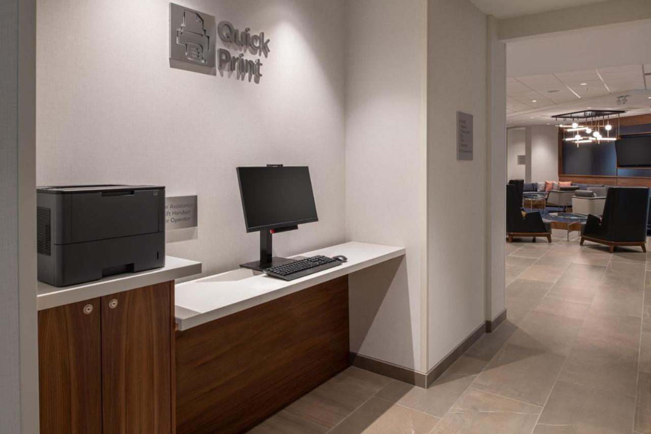 Courtyard By Marriott Olympia Hotell Exteriör bild